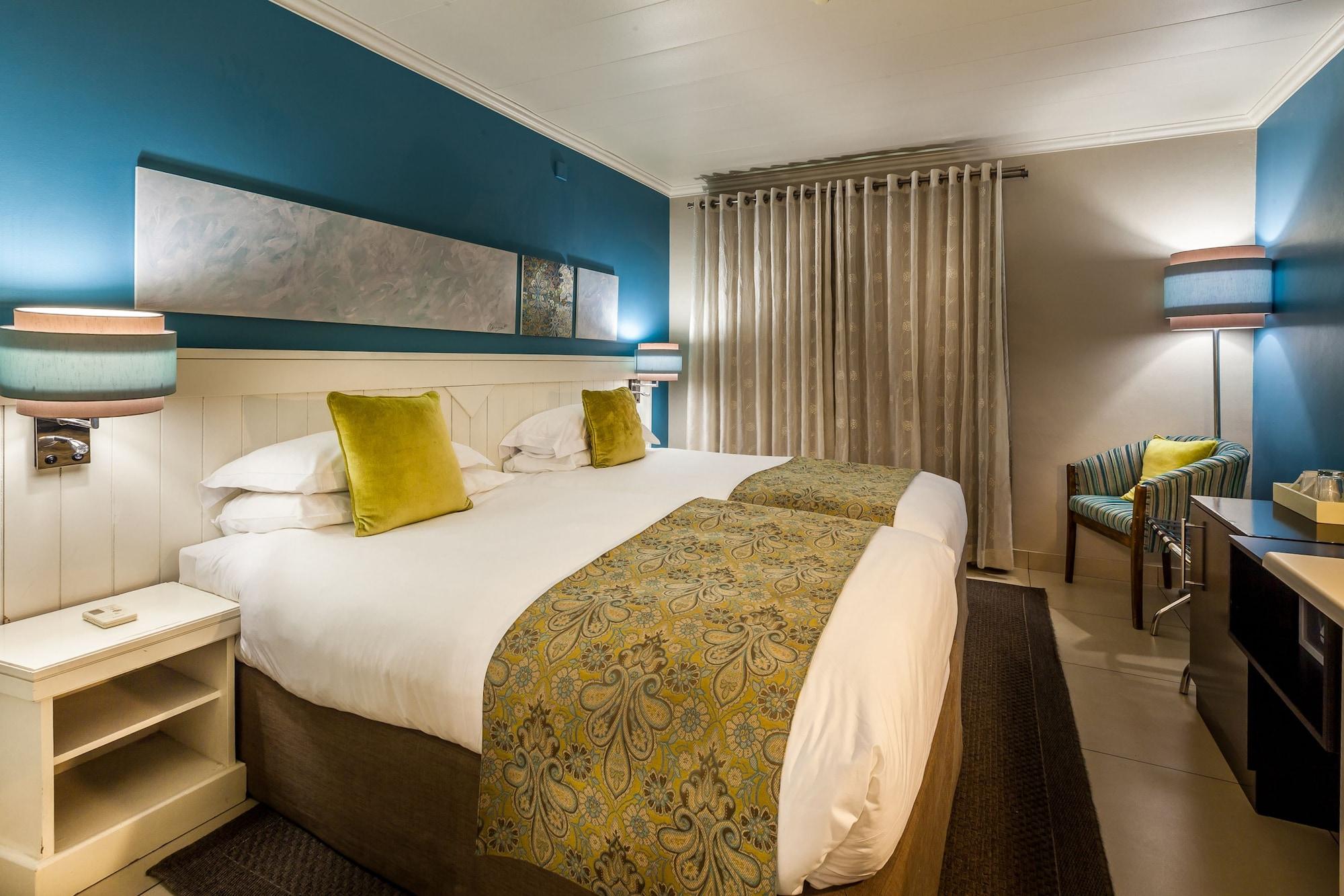 Peermont Metcourt Hotel Франсистаун Екстериор снимка