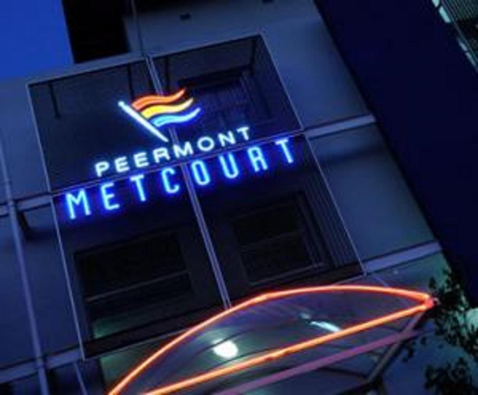 Peermont Metcourt Hotel Франсистаун Екстериор снимка