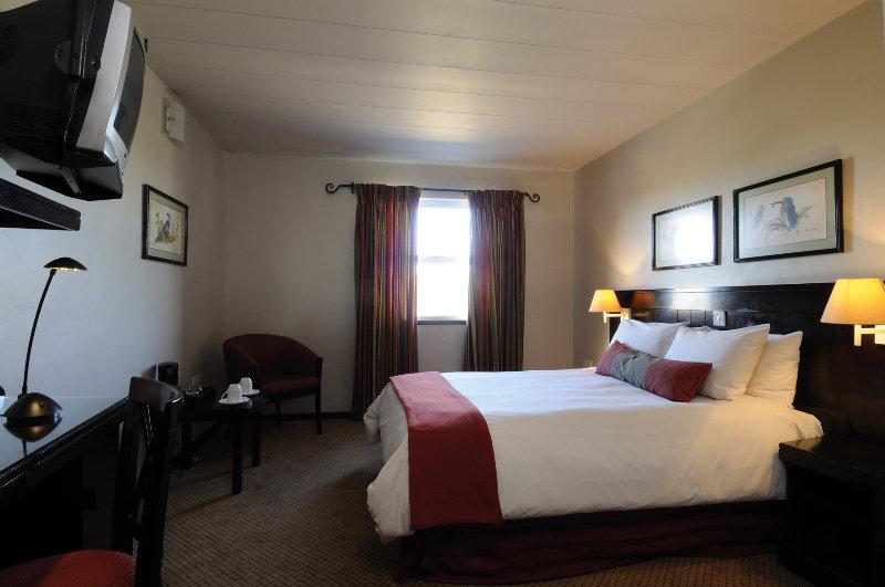 Peermont Metcourt Hotel Франсистаун Екстериор снимка